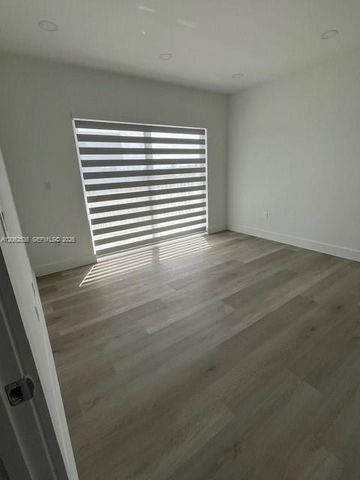 816 84th St 2, Miami Beach, FL 33141