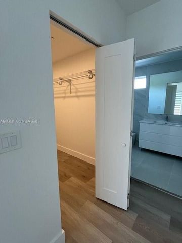 816 84th St 2, Miami Beach, FL 33141