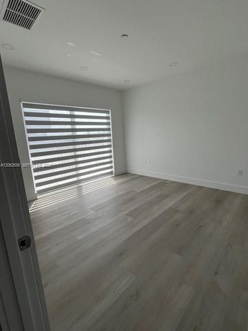 816 84th St 2, Miami Beach, FL 33141