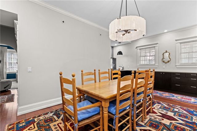 75 Pelham Street B, Newport, RI 02840