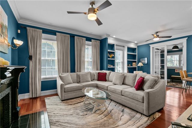 75 Pelham Street B, Newport, RI 02840