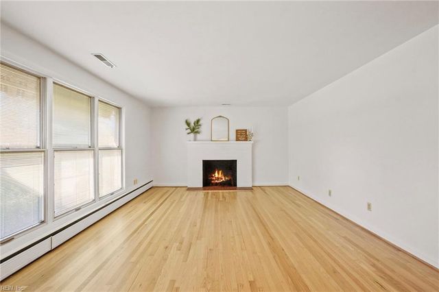 4208 Battery RD, Virginia Beach, VA 23455