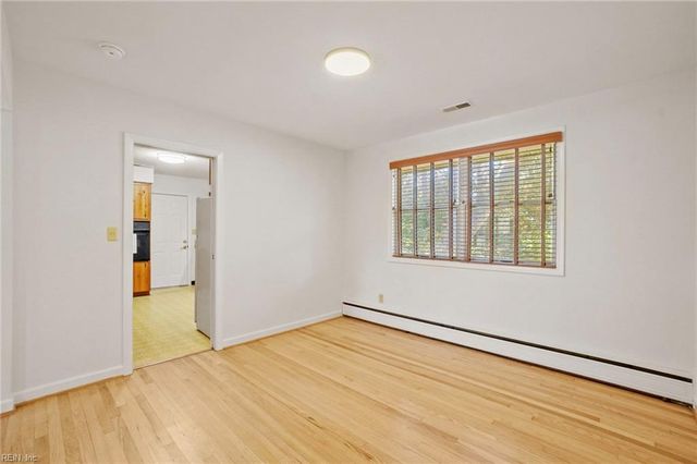 4208 Battery RD, Virginia Beach, VA 23455