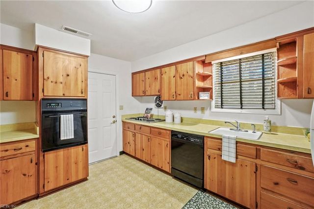 4208 Battery RD, Virginia Beach, VA 23455