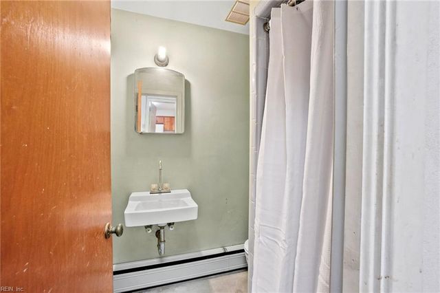 4208 Battery RD, Virginia Beach, VA 23455