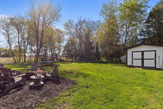 4461 COUNTY ROAD G, Oshkosh, WI 54904
