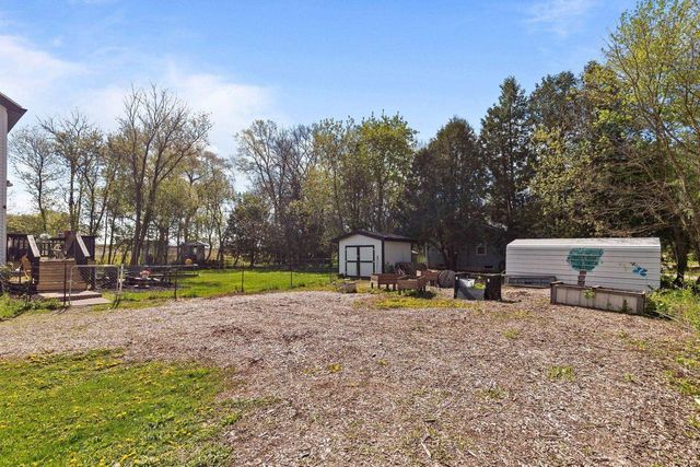 4461 COUNTY ROAD G, Oshkosh, WI 54904
