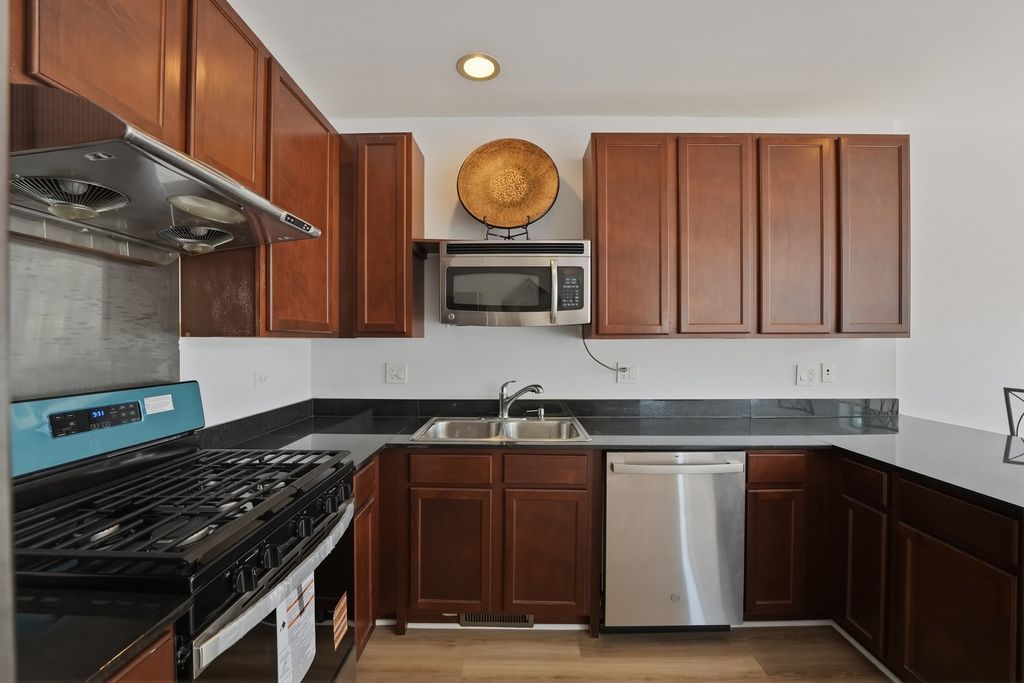 3560 S Federal Street, Chicago, IL 60609 — photo 5