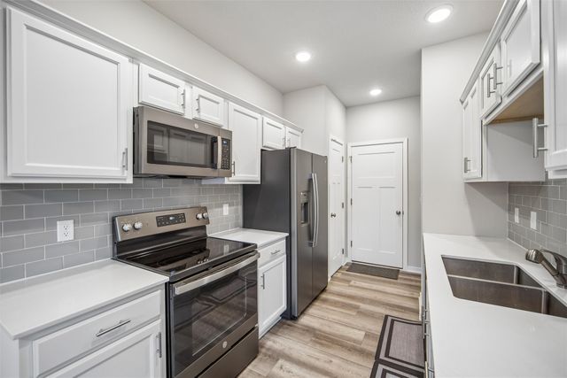 4024 NE Timber Lane, Ankeny, IA 50021