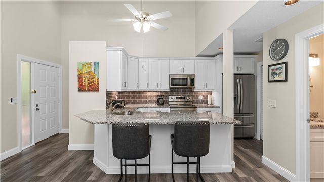 993 Williamsburg Circle, Warwick, RI 02886