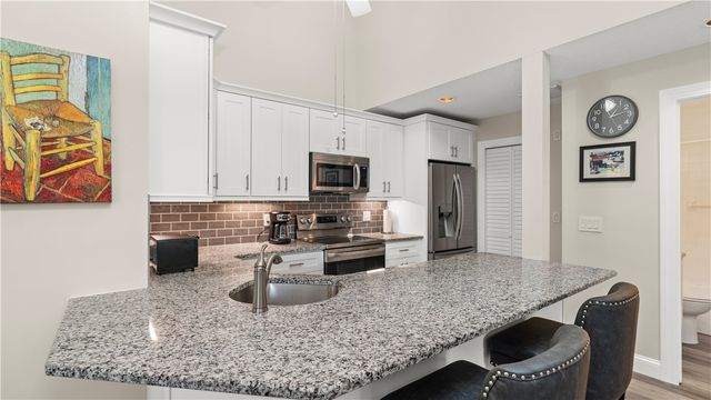 993 Williamsburg Circle, Warwick, RI 02886