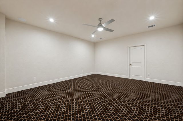 29 Pristine Pond Drive, Frisco, TX 75034