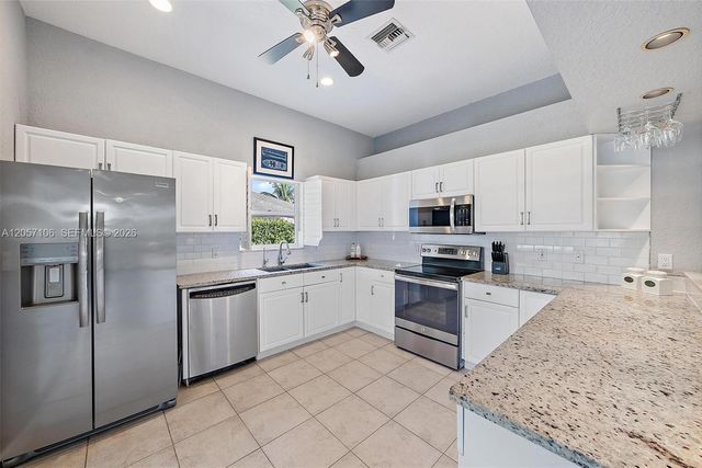 6051 Kendrick St, Jupiter, FL 33458