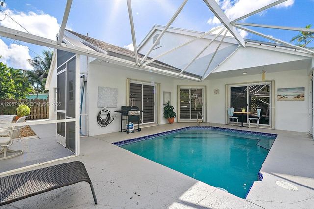 6051 Kendrick St, Jupiter, FL 33458