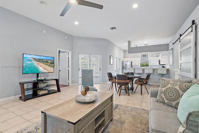 6051 Kendrick St, Jupiter, FL 33458