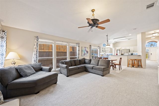 6829 Dougal Avenue, Fort Worth, TX 76137