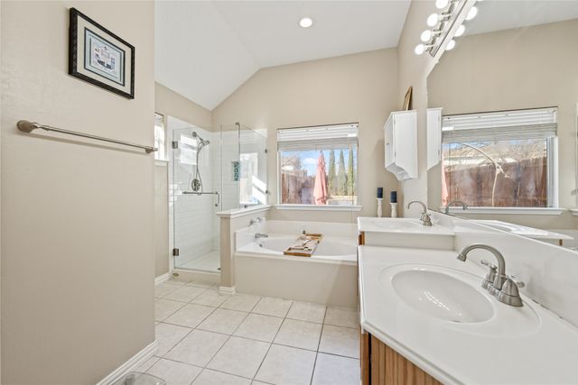 6829 Dougal Avenue, Fort Worth, TX 76137