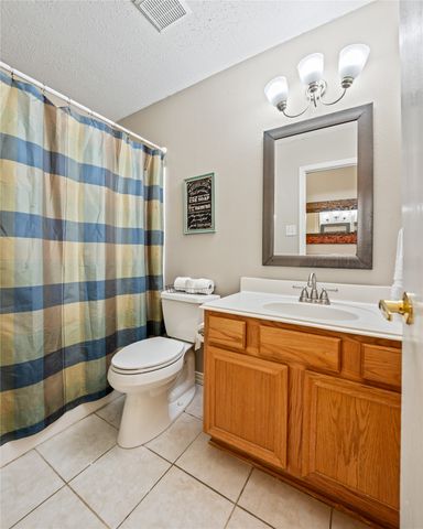 6829 Dougal Avenue, Fort Worth, TX 76137