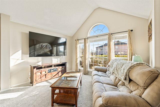 6829 Dougal Avenue, Fort Worth, TX 76137