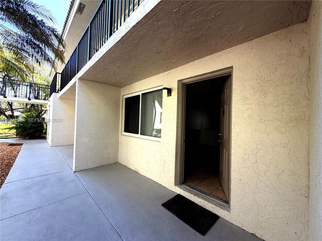 3215 NW 102nd Ter 3215, Coral Springs, FL 33065