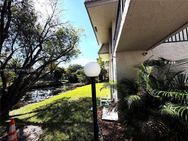 3215 NW 102nd Ter 3215, Coral Springs, FL 33065