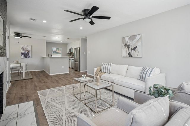 2717 El Tivoli Drive, Dallas, TX 75211