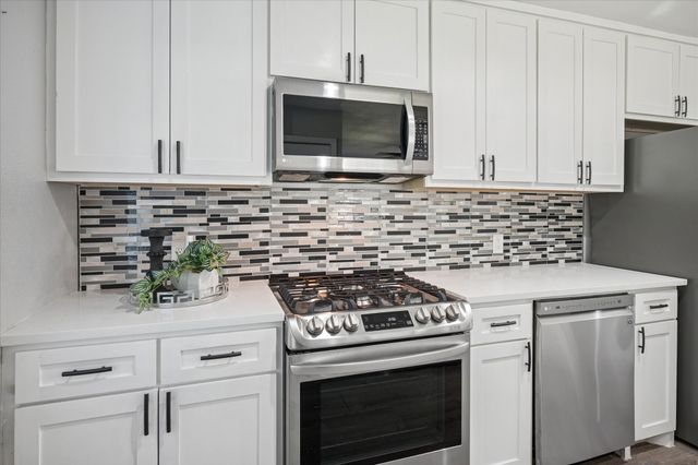 2717 El Tivoli Drive, Dallas, TX 75211