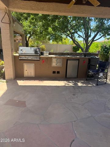1122 E LONGHORN Place, Chandler, AZ 85286