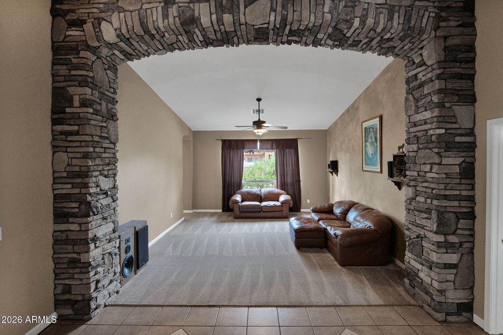 1122 E LONGHORN Place, Chandler, AZ 85286 — photo 4