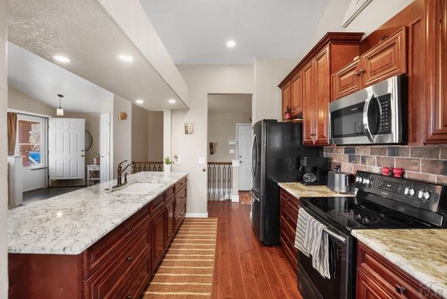148 S Hacienda Del Sol Dr, Pueblo West, CO 81007