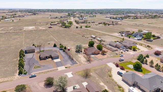 148 S Hacienda Del Sol Dr, Pueblo West, CO 81007