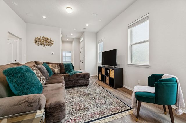 2800 Joe Dimaggio BLVD 46, Round Rock, TX 78665