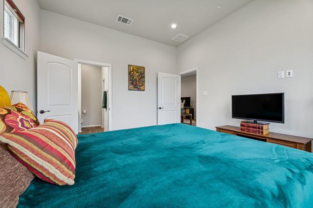 2800 Joe Dimaggio BLVD 46, Round Rock, TX 78665