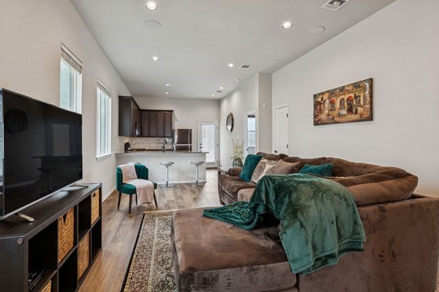 2800 Joe Dimaggio BLVD 46, Round Rock, TX 78665