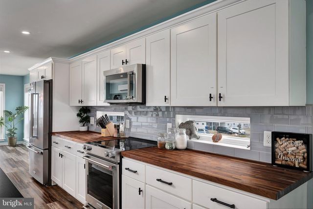 110 ENSIGN DR N, Little Egg Harbor Twp, NJ 08087