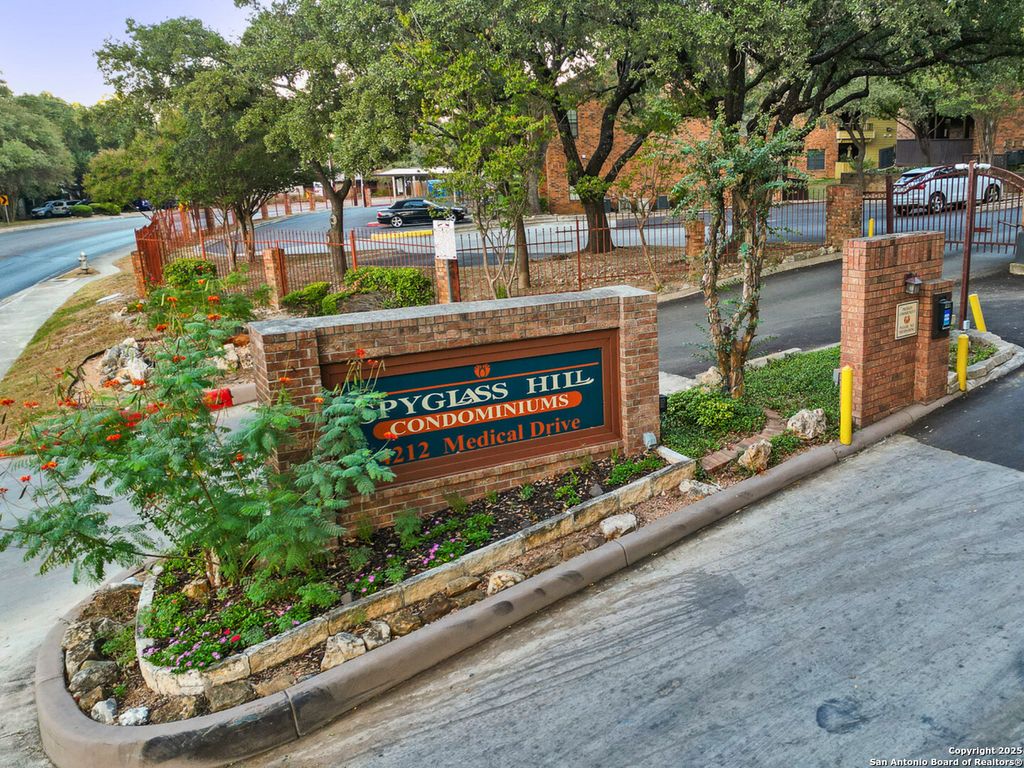 4212 Medical Dr Unit 401, San Antonio, TX 78229
