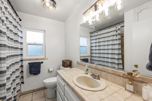 2621 S Stockton St, Lodi, CA 95240