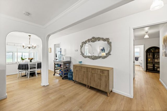 2621 S Stockton St, Lodi, CA 95240