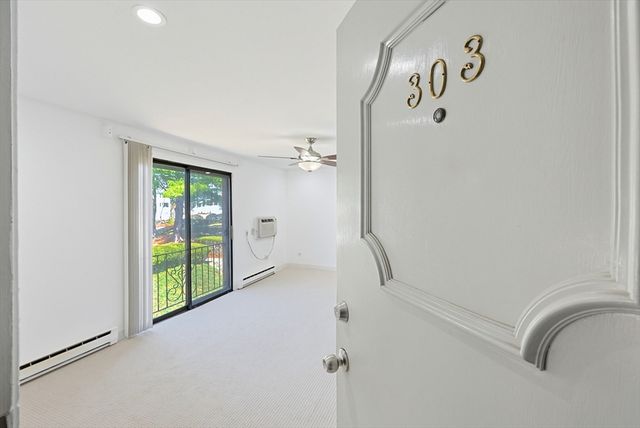 1229 Lawrence St 303, Lowell, MA 01852