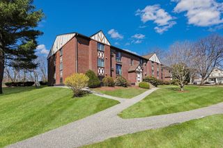 1229 Lawrence St 303, Lowell, MA 01852