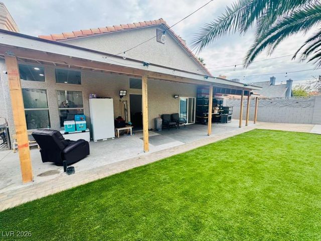 4029 Dove Creek Road, North Las Vegas, NV 89032