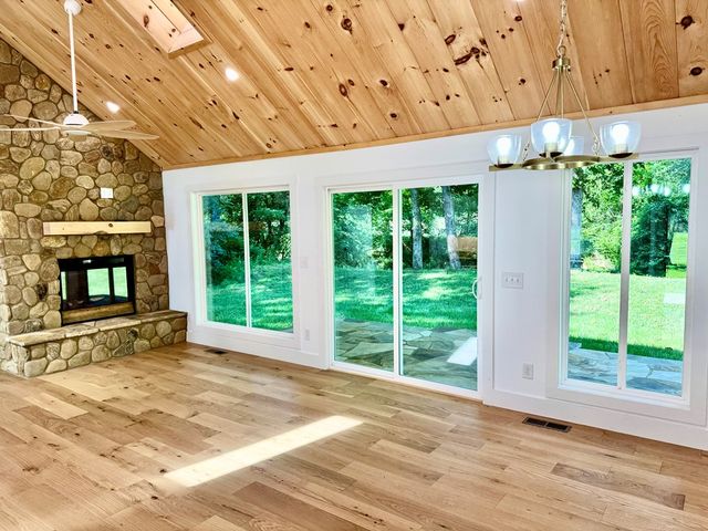 6389 Old Hwy 64 W, Warne, NC 28909