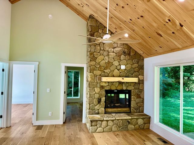 6389 Old Hwy 64 W, Warne, NC 28909