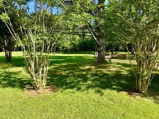 6389 Old Hwy 64 W, Warne, NC 28909