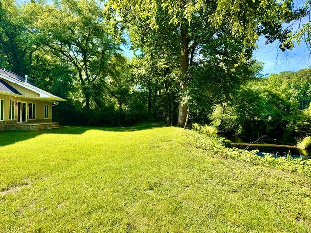 6389 Old Hwy 64 W, Warne, NC 28909