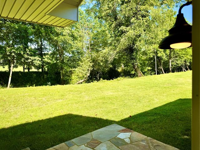 6389 Old Hwy 64 W, Warne, NC 28909