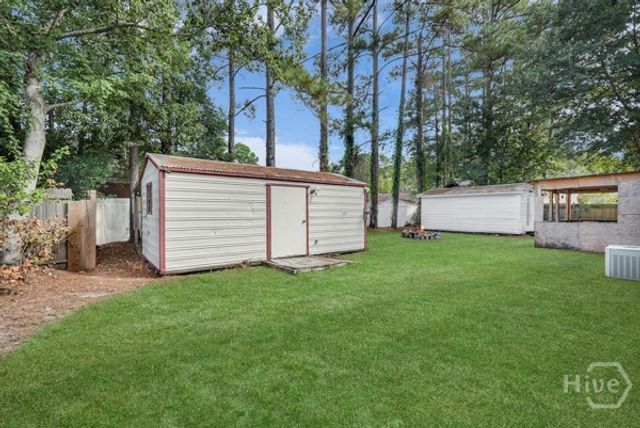 110 Rose Drive, Springfield, GA 31329