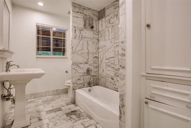 5815 Walnut Hill Lane, Dallas, TX 75230