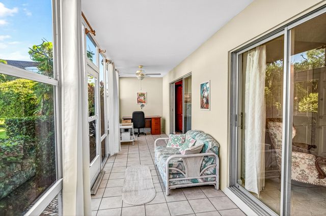 1901 Indian River Boulevard 105-e, Vero Beach, FL 32960