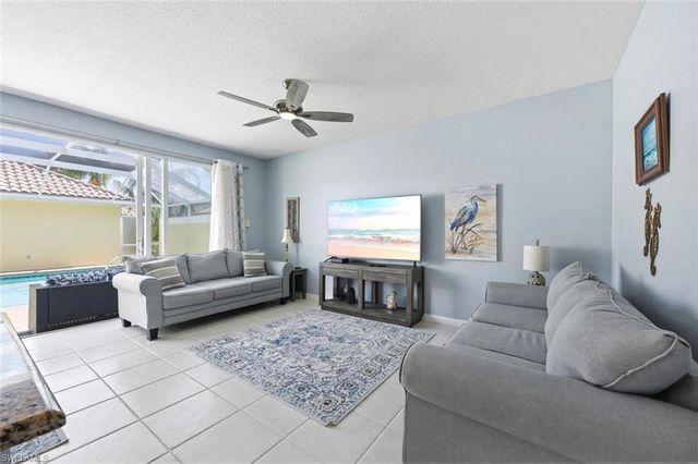 6076 Islandwalk BLVD, Naples, FL 34119